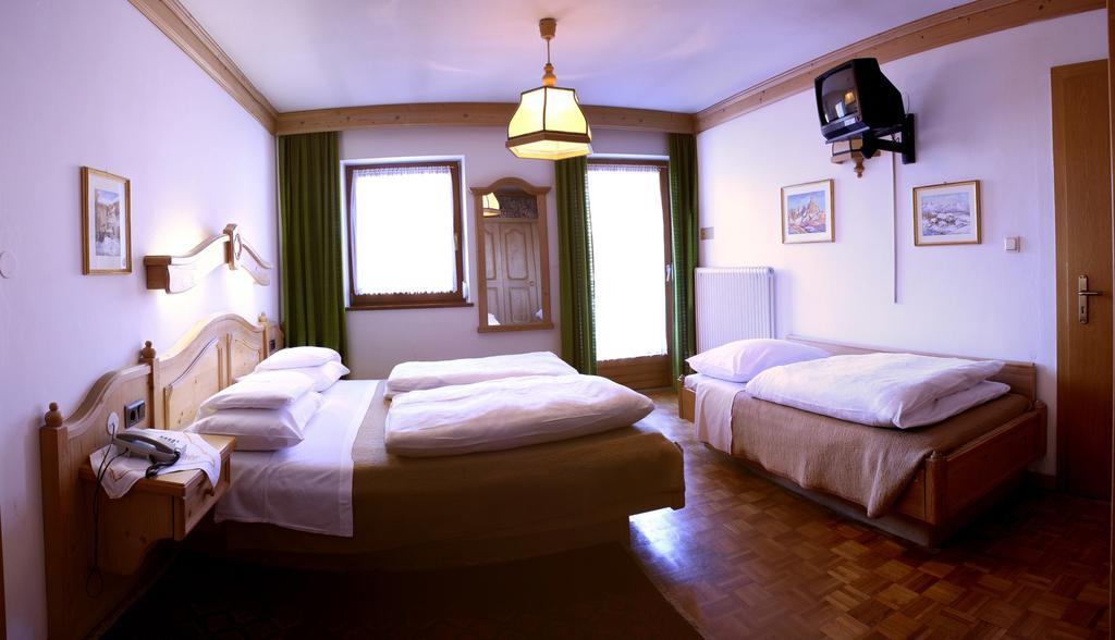 Hotel Dolomiti Madonna Ортизеи Экстерьер фото